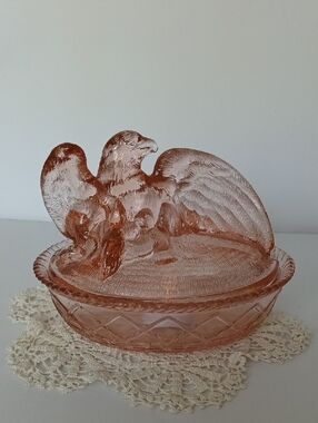 Vintage Westmoreland Pink Glass Eagle Covered Dish In The Style Of Hen On Nest